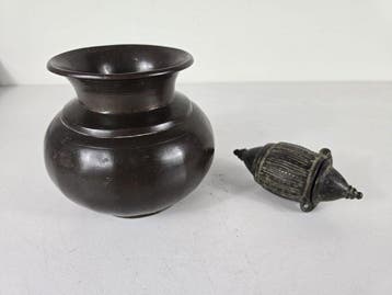 Pot - Brons - Lota waterpot, kalkhouder