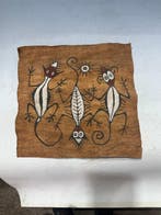Uitzonderlijke tapa uit Sentani. - Maro - dorp Acei - West, Antiek en Kunst