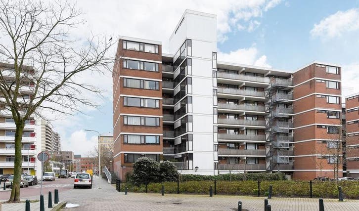 Te Huur 5 Kamer Appartement Sirtemastraat In Den Haag, Huizen en Kamers, Huizen te huur, Direct bij eigenaar, Den Haag, Appartement