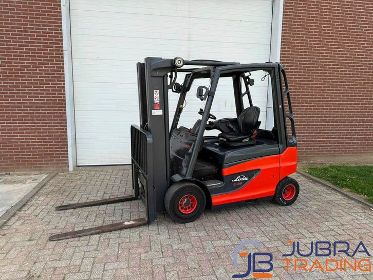 Linde E25-01 Elektrische Heftruck | 2020 | 9862U | 2.5T 4.8M, Zakelijke goederen, Machines en Bouw | Heftrucks en Intern transport