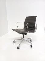 I.C.F. De Padova - Charles & Ray Eames - Bureaustoel - EA118