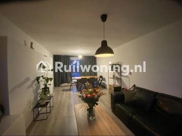 Gezellig hoekhuis voor gezinnen in Beverwijk, Amsterdam
