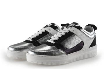 Maruti Sneakers in maat 38 Zilver, Kleding | Dames, Schoenen, Overige kleuren, Verzenden, Maruti, Sneakers of Gympen