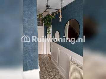 Lekkerkerk: Huis, 3 kamers, 105 m², €680