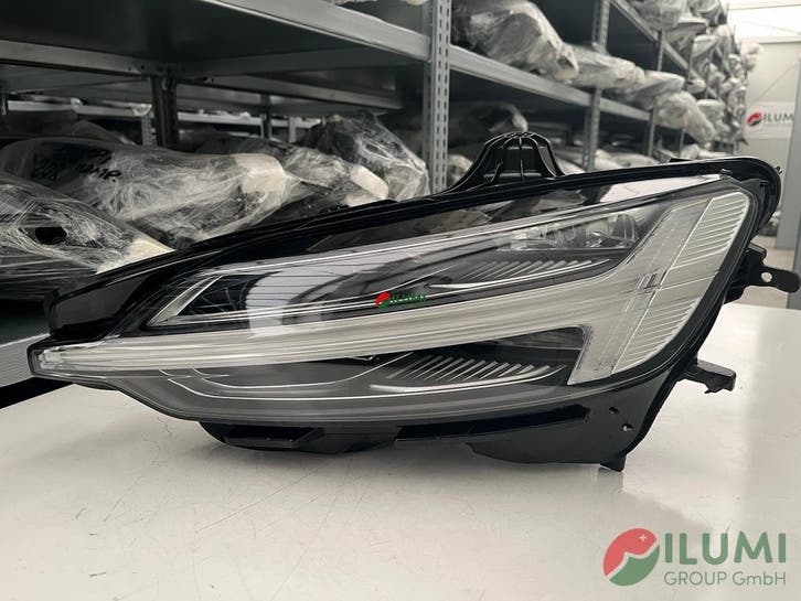 VOLVO V60 S60 3 III MID VOLL LED KOPLAMP LINKS 32404681, Auto-onderdelen, Verlichting, Gebruikt, Volvo, Verzenden