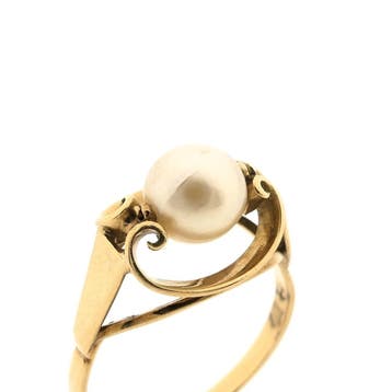Gouden ring met parel, Gebruikt, Ophalen of Verzenden, 17 tot 18, Met edelsteen