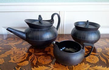 Wedgwood - Theeservies (3) - Aardewerk - Basaltware servies, Antiek en Kunst