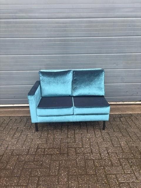Showroom Hoekbank - B250 Vintage/Café, Huis en Inrichting, Banken | Bankstellen, Ophalen