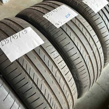 2 x Continental SportContact 5 235-45-19 Zomerbanden 5mm, 19 inch, Gebruikt, Ophalen of Verzenden, 235 mm