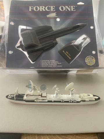 Yuri GAGARIN / force one black bird SR-71 1988 1/1250 /, Hobby en Vrije tijd, Nieuw