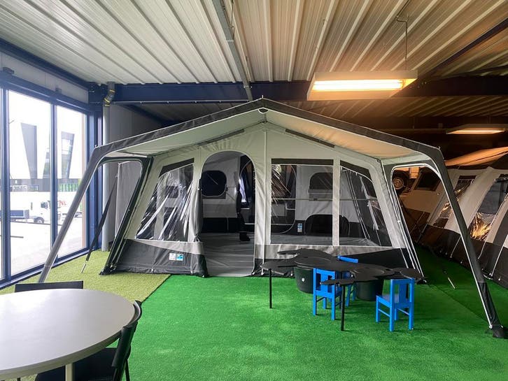 Showroommodel | Jamet Arizona 2026 model vouwwagen, Caravans en Kamperen, Vouwwagens, Aanwezig, Grijs, meer dan 6, Jamet, Ophalen