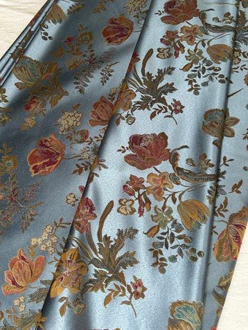 damastweefsel San Leucio poederblauw 2,70 meter - Meubelstof