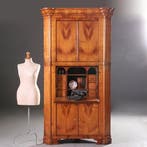 bar ca 1825 met 4 deuren en secretaire klep onwaarschijnlij, Ophalen of Verzenden