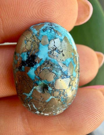 Turquoise Echt een edelsteen! Topkleur Neishabour Turkoois
