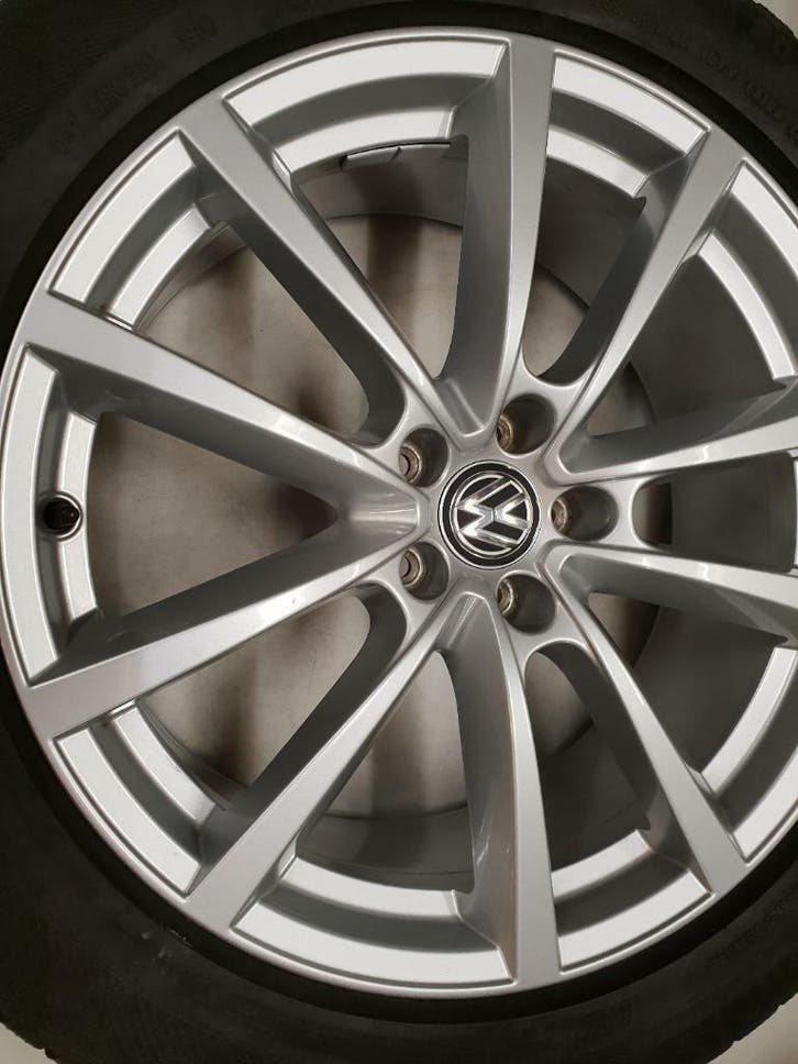 VW Atlas, Teramont, Atlas Tanoak, Originele 20inch winterset, Auto-onderdelen, Banden en Velgen, 20 inch, Winterbanden, 255 mm