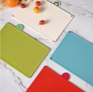 Set van 4 Kleurgecodeerde Snijplanken met Standaard, Antiek en Kunst, Verzenden