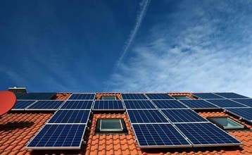 ZONNEPANELEN NIEUW Paneel, Omvormer Aansluiten met MONTAGE!, Nieuw