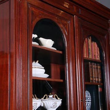 Kolossale Franse mahonie Boekenkast of Servieskast met stati, Antiek en Kunst, Antiek | Meubels | Kasten, Ophalen of Verzenden