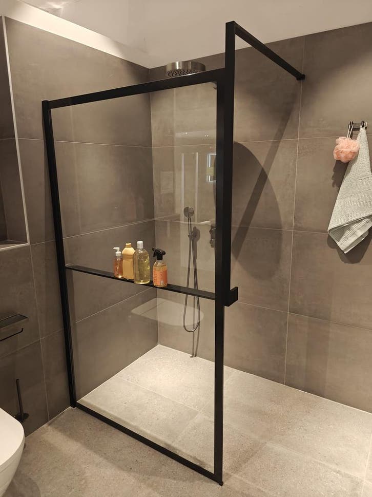 Inloopdouche mat zwart 120cm met planchet - 0091, Doe-het-zelf en Verbouw, Sanitair, Douche, Nieuw, Glas, Ophalen