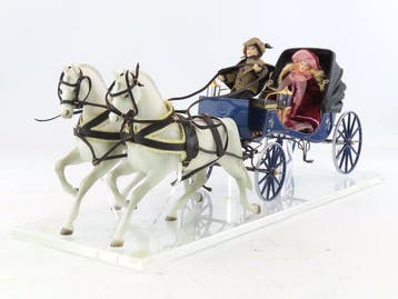 Märklin - Pop High Society 1908 met porceleinenpaarden en