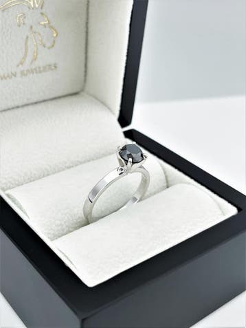 14 K Witgouden Solitair Ring 1.21 ct  Zwarte Diamant, Ophalen, Nieuw, 17 tot 18, Met edelsteen