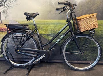 Nette Gazelle Miss Grace C7 e-bike met Bosch Middenmotor, Fietsen en Brommers, Elektrische fietsen, Ophalen of Verzenden, Zo goed als nieuw