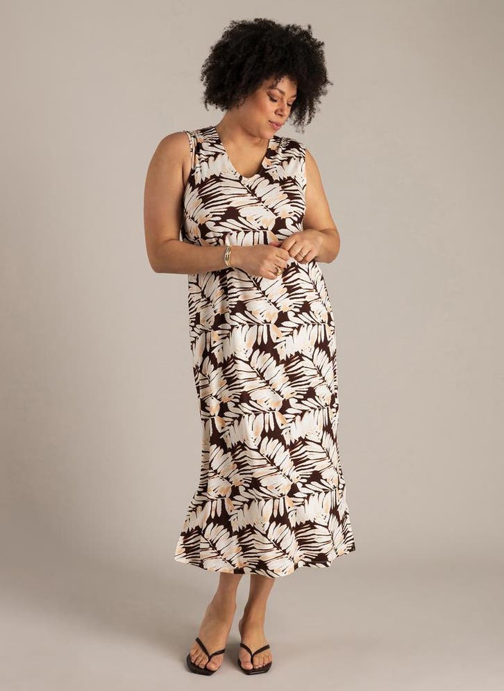 Yest Curve jurk Nissa Maat:, Kleding | Dames, Jurken, Overige kleuren, Nieuw, Verzenden