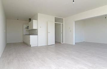 Te Huur 4 Kamer Appartement De Brink In Den Haag, Den Haag, Den Haag, Direct bij eigenaar, Appartement