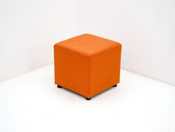 Poefje - 45x45x45cm (hxbxd) - oranje, Werkplek, Ophalen of Verzenden, Gebruikt, Overige typen