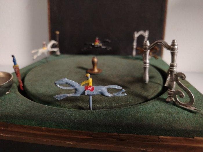 Horse Racing Game - 1920s - Speelgoed - Frankrijk, Antiek en Kunst, Antiek | Speelgoed