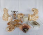 Themacollectie - Alabaster- en onyxobjecten