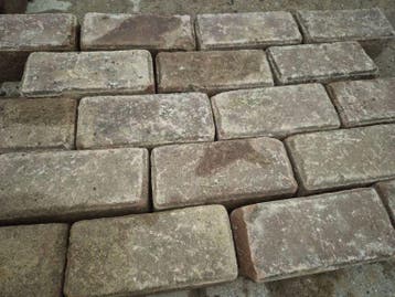 Oude gebakken keiformaten Zuidspoor (op pallets), Ophalen of Verzenden, Gebruikt, Klinkers