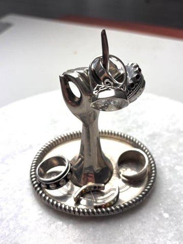 Standaard - Vingervorm houder / Ring Display , verzilverd