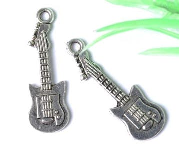 5 x Tibetaans zilveren bedel van een gitaar 31 x 11 x 2mm..., Ophalen of Verzenden, Nieuw, Bedel