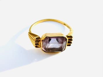 Ring - 18 karaat Geel goud - 2.03ct. tw. Amethist, Nieuw