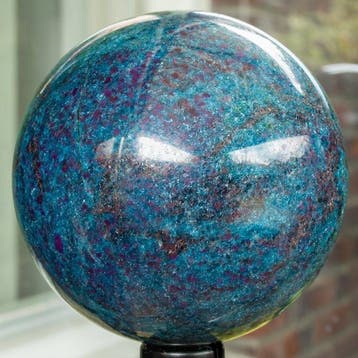 Ruby in Kyanite Qaulity sphere Kristal - Hoogte: 10.6 cm -