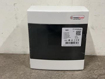 Veiling - 5x Tehnoplast verdeelkast N8-C/P IP40, Doe-het-zelf en Verbouw, Elektra en Kabels, Nieuw