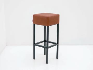 Barkruk - Onderstel zwart, bekleding cognac, Ophalen of Verzenden, Nieuw