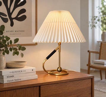 Le Klint - Kaare Klint - Tafellamp - Model 306 “Kip Lamp” -