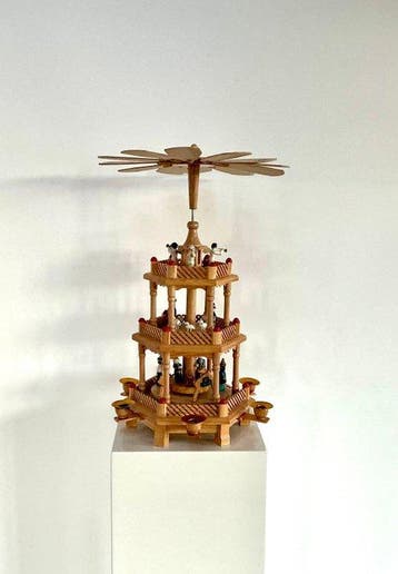 Kerstdecoratie - kerstpiramide - Hout - de jaren tachtig en