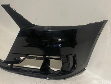 Audi A8 4N Voorbumper 4N0807437A, Auto-onderdelen, Ophalen, Gebruikt, Voor, Bumper