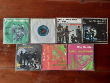 Beatles - 7 x Early Italian Beatle singles most in original, Nieuw in verpakking