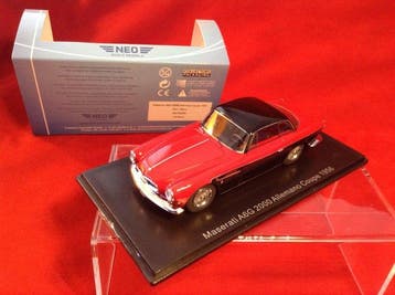 Neo Scale Models 1:43 - Model sportwagen - ref. #46560, Nieuw