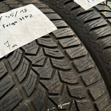 2 x Debica 225-45-18 Winterbanden 7mm, 18 inch, Gebruikt, Band(en), Personenwagen