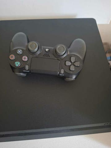 platystation 4 slim met 1 controller, Spelcomputers en Games, Spelcomputers | Sony PlayStation 4, Verzenden, Nieuw
