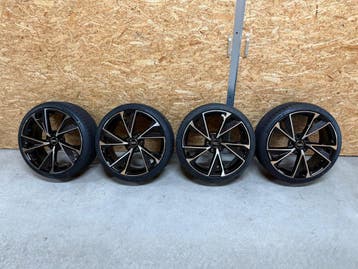 Nieuw 19 inch Audi look velgen met nieuwe banden, Velg(en), Nieuw, All Season, 225 mm
