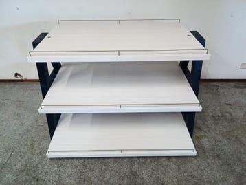 Presentatietafel met 3 etages - B120 x D138 x H94 cm, Zakelijke goederen, Gebruikt