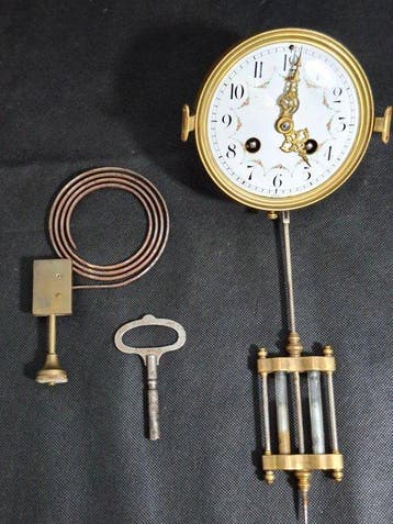 Klok - Messing - 1850-1900 - Uurwerken met kwikslinger, Antiek en Kunst