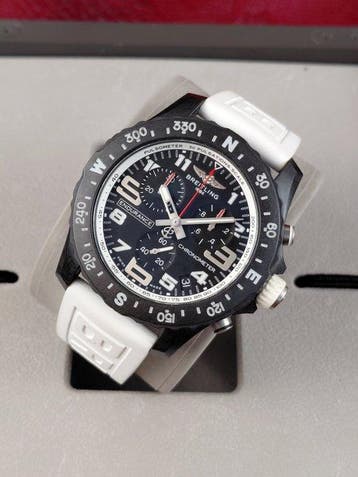 Breitling - Endurance Pro - Chronograph - Date - X82310 -, Nieuw