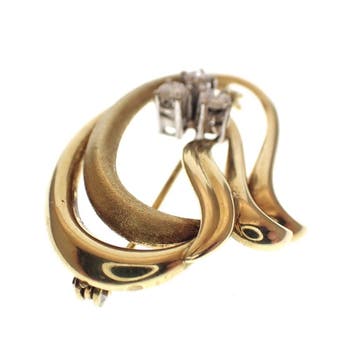 Gouden fantasiebroche met diamanten; 0,30 ct., Sieraden, Tassen en Uiterlijk, Broches, Gebruikt, Ophalen of Verzenden, Met edelsteen